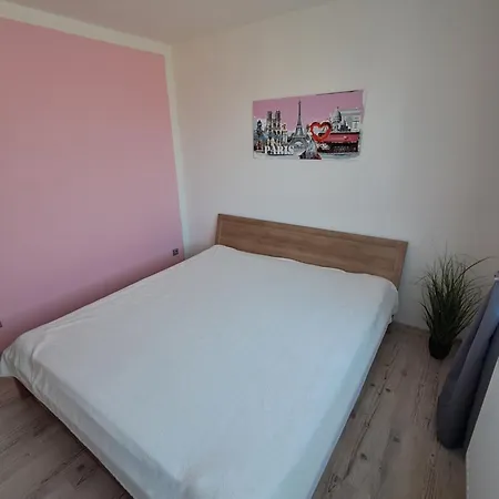 H Jankov Apartamento